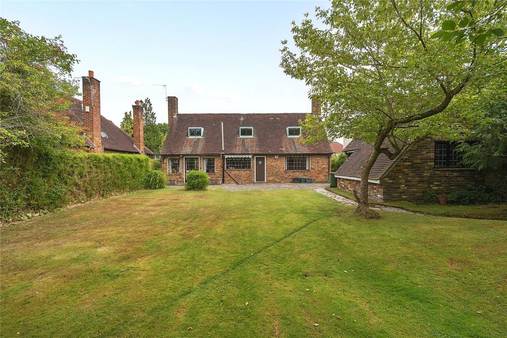 Property photo 2 of 19 Picture No. 18