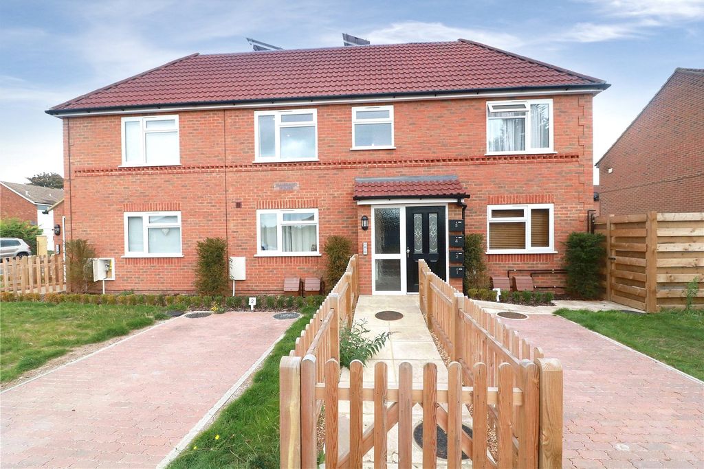 Property photo 1 of 7 Picture No. 12