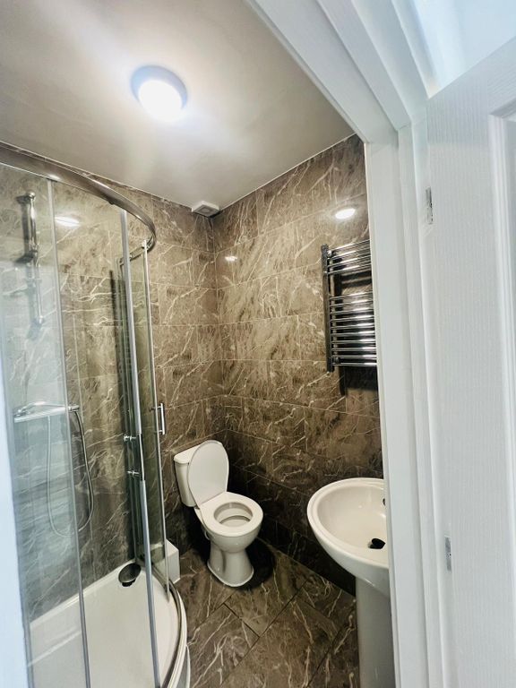 Property photo 2 of 5 Bath