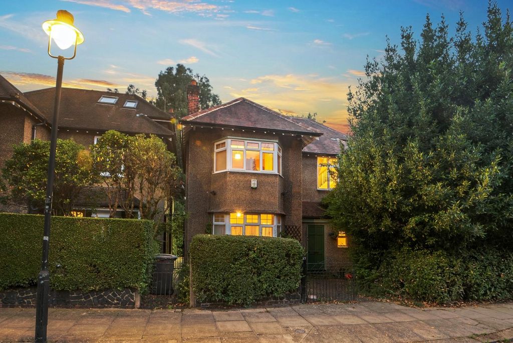 Property photo 1 of 22 External Twilight