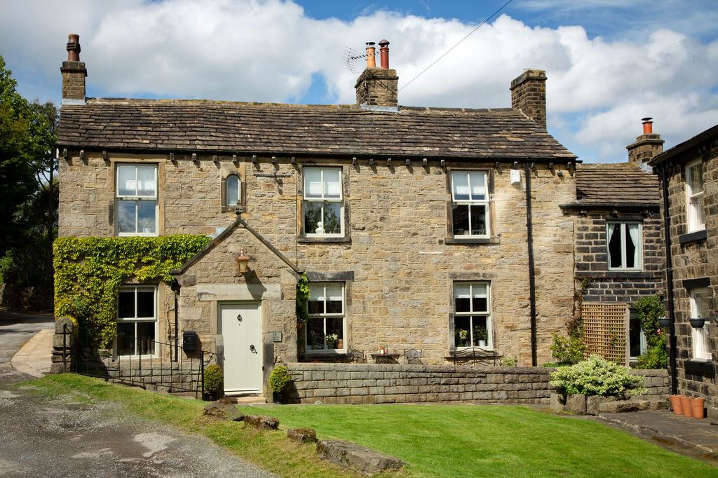 Property photo 1 of 39