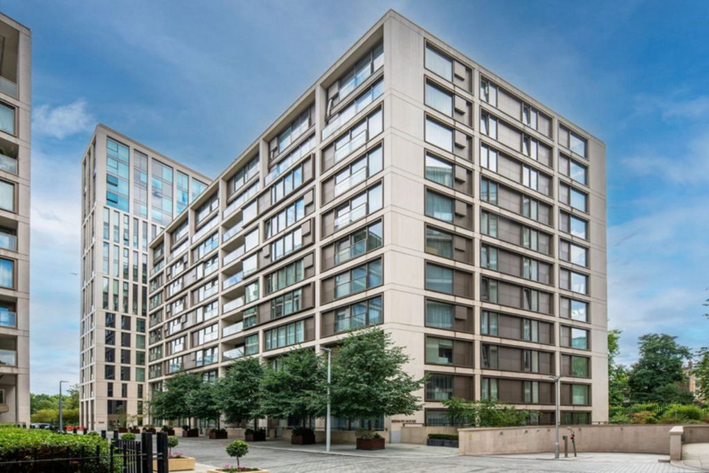 Property photo 1 of 12