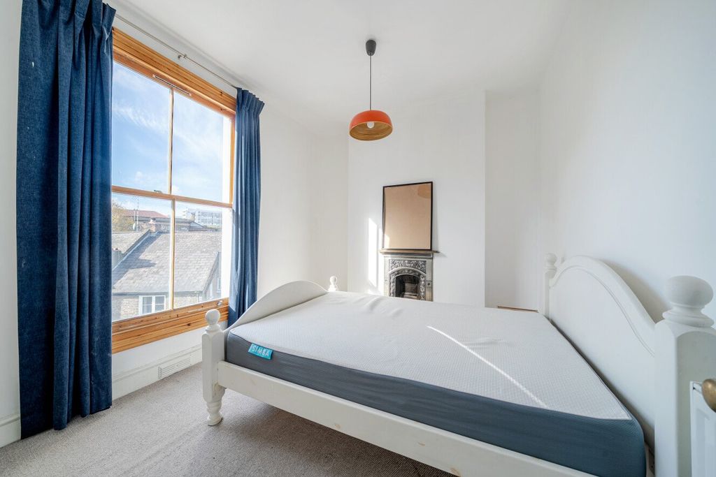 Property photo 3 of 13 Picture No. 11