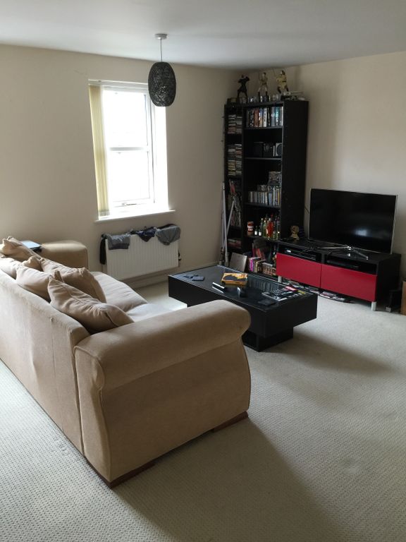 Property photo 2 of 11 Lounge