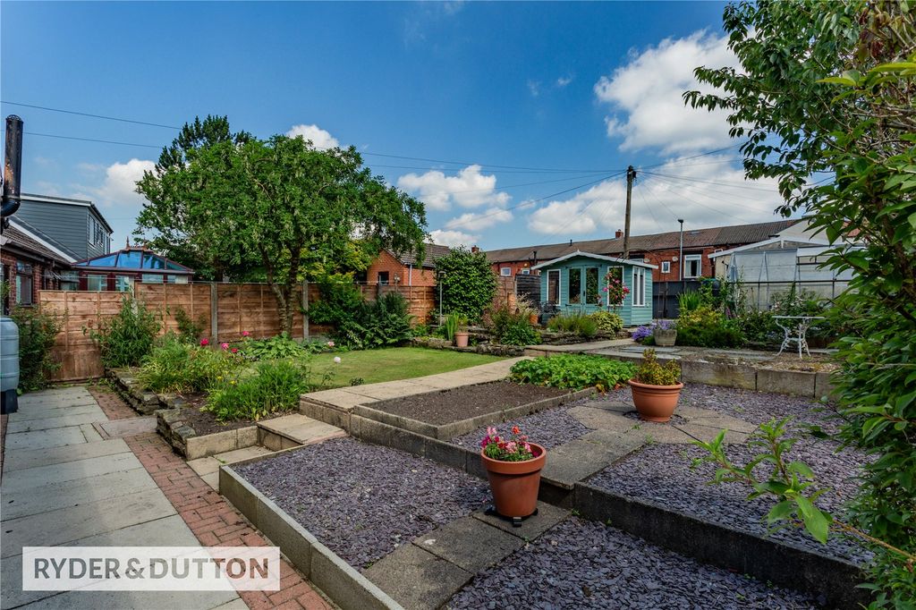 Property photo 2 of 27 Picture No. 30