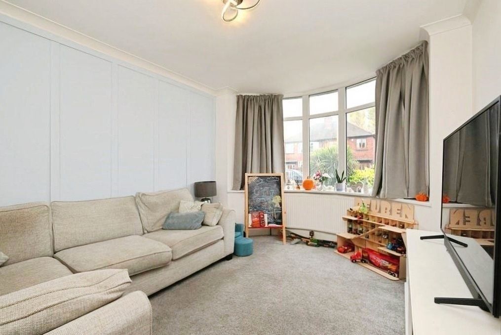 Property photo 2 of 19 Pbox-Img.Jpeg