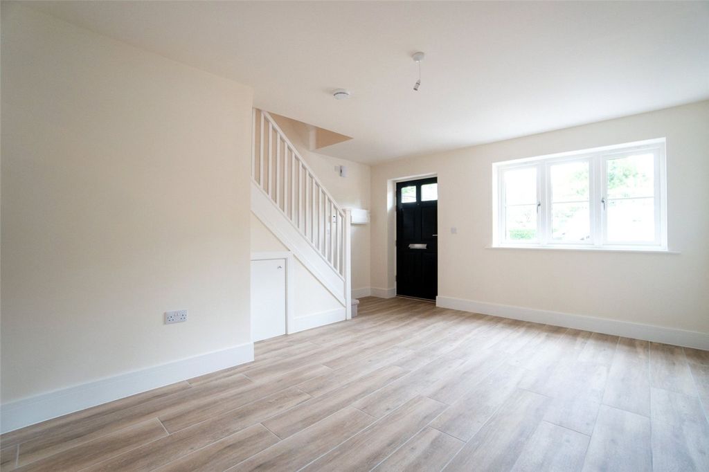 Property photo 2 of 10 Picture No. 06