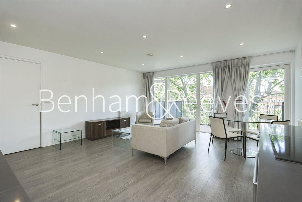 Property photo 2 of 8 Picture No. 06