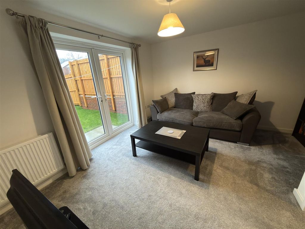 Property photo 2 of 9 Lounge/Diner