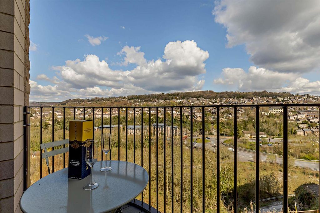 Property photo 3 of 12 Balcony