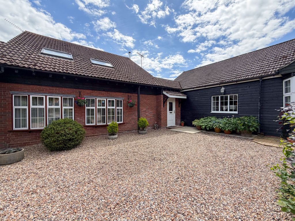 Property photo 1 of 58 Img_0353