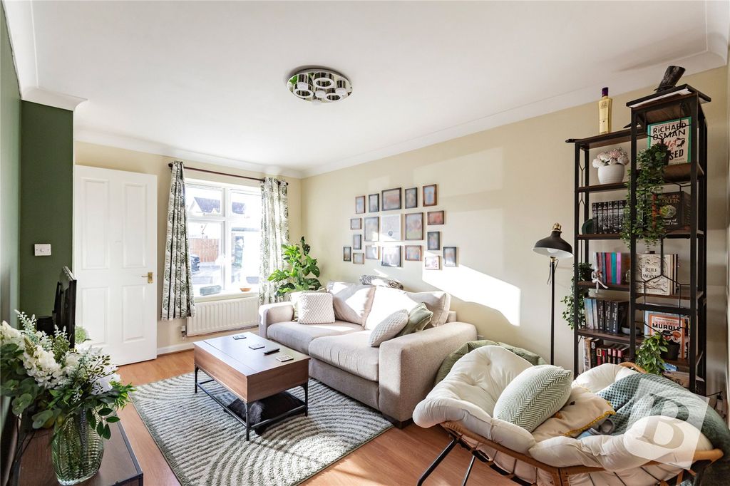 Property photo 2 of 13 Living Room