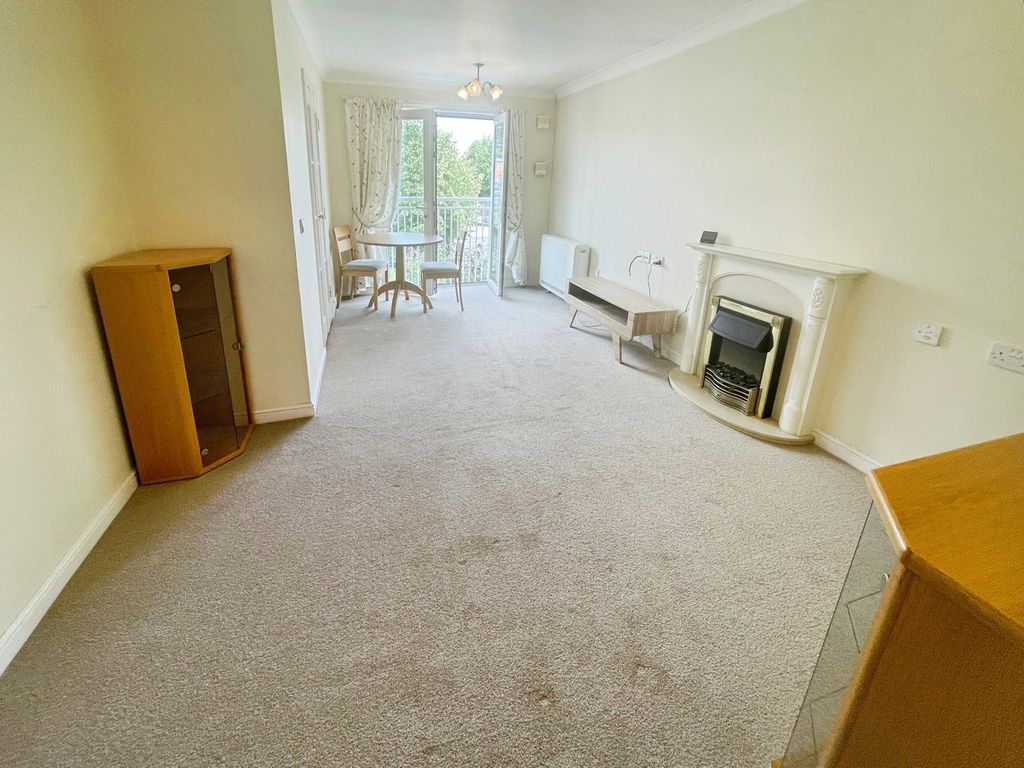 Property photo 3 of 10