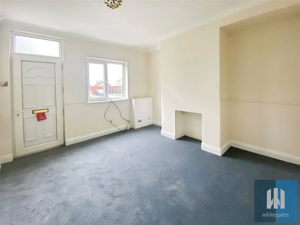 Property photo 3 of 8 Picture No. 14