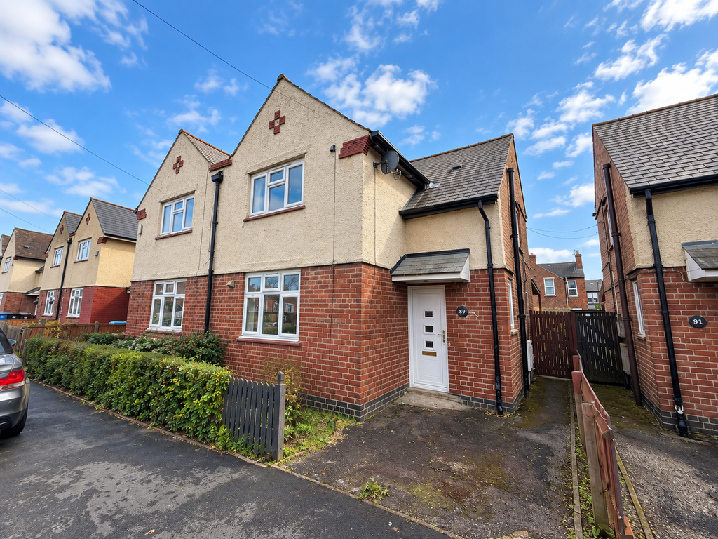 Property photo 1 of 8 7Ffecbfe-Dd01-4B3D-B4E9-B86F00C7423A