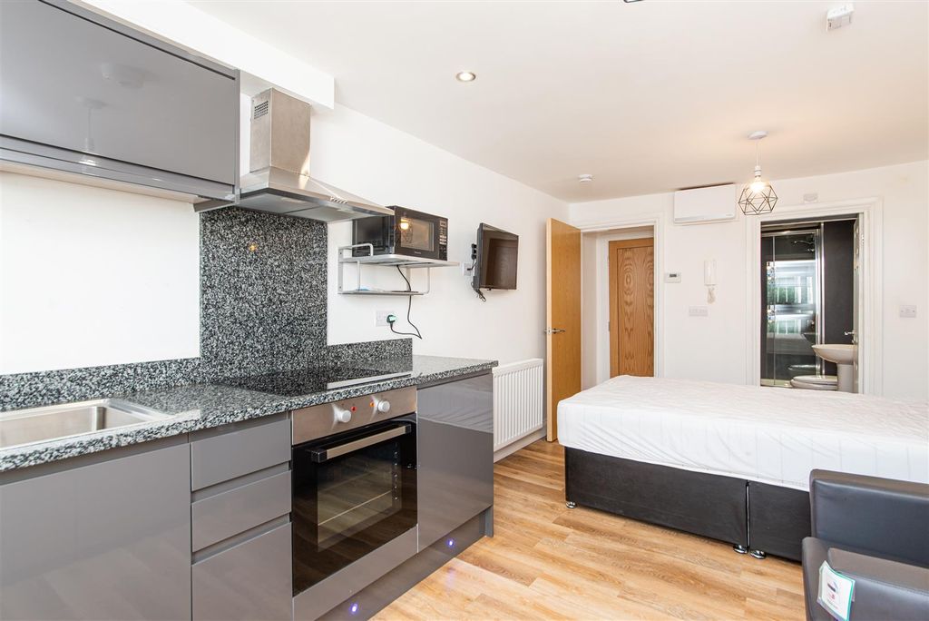 Property photo 2 of 4 Edit-6478.Jpg