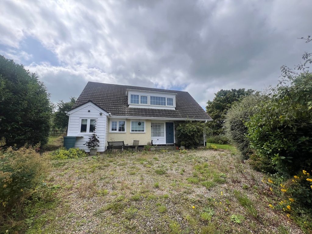 Property photo 1 of 60