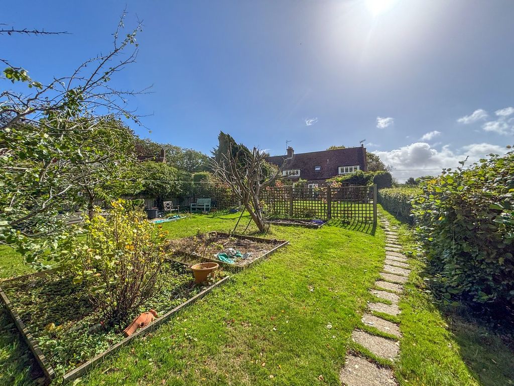 Property photo 2 of 30