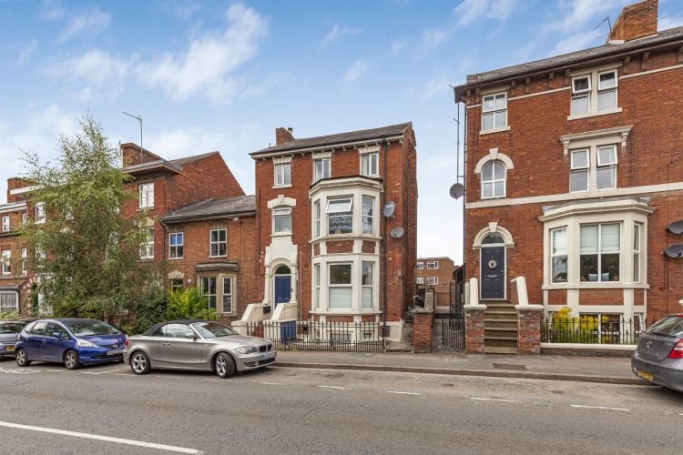 Property photo 1 of 6 302191