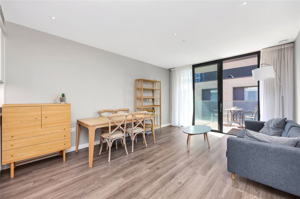 Property photo 2 of 16 Picture No. 07