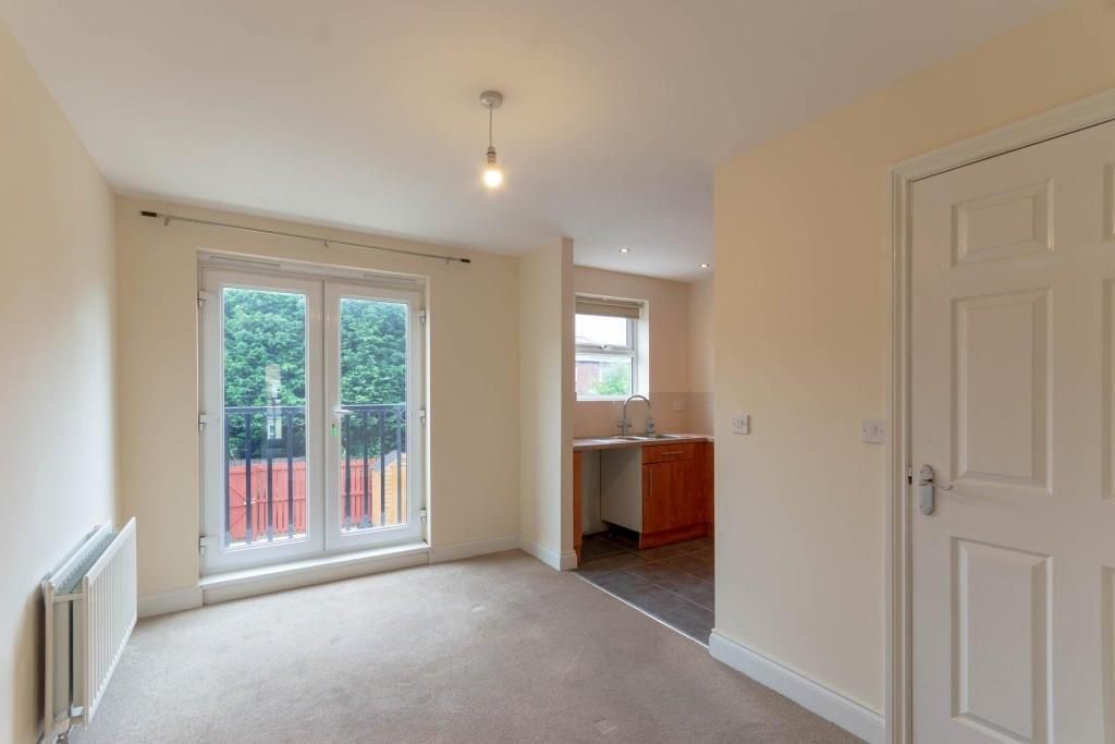 Property photo 3 of 14 Dining.Jpg