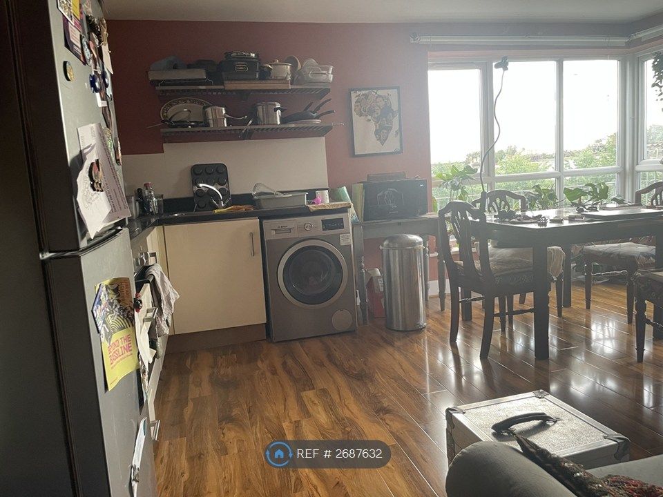 Property photo 3 of 8