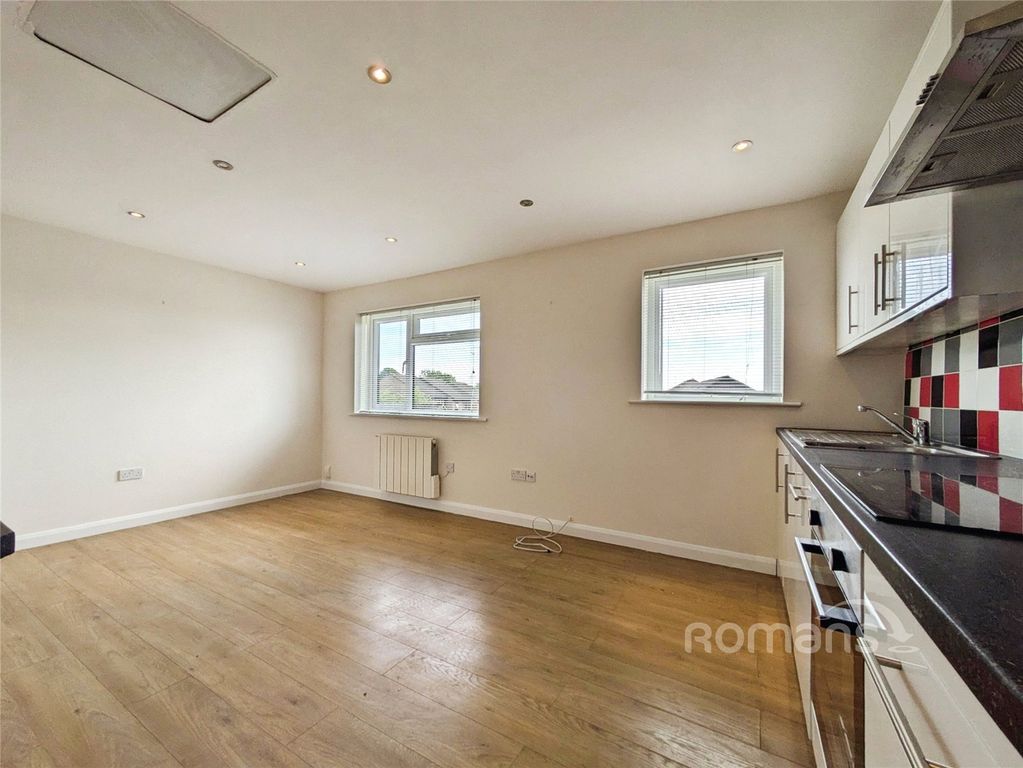 Property photo 3 of 10 Picture No. 07
