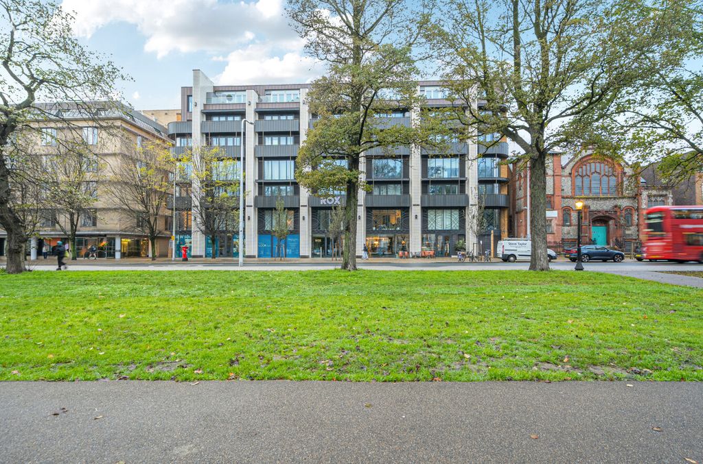 Property photo 1 of 8 8335E20d-2c24-48d...