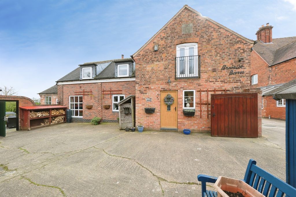 Property photo 1 of 22