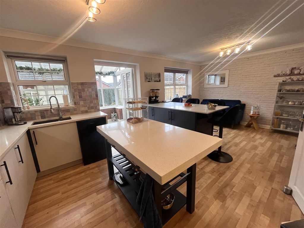 Property photo 3 of 14 Img_0619.Jpg