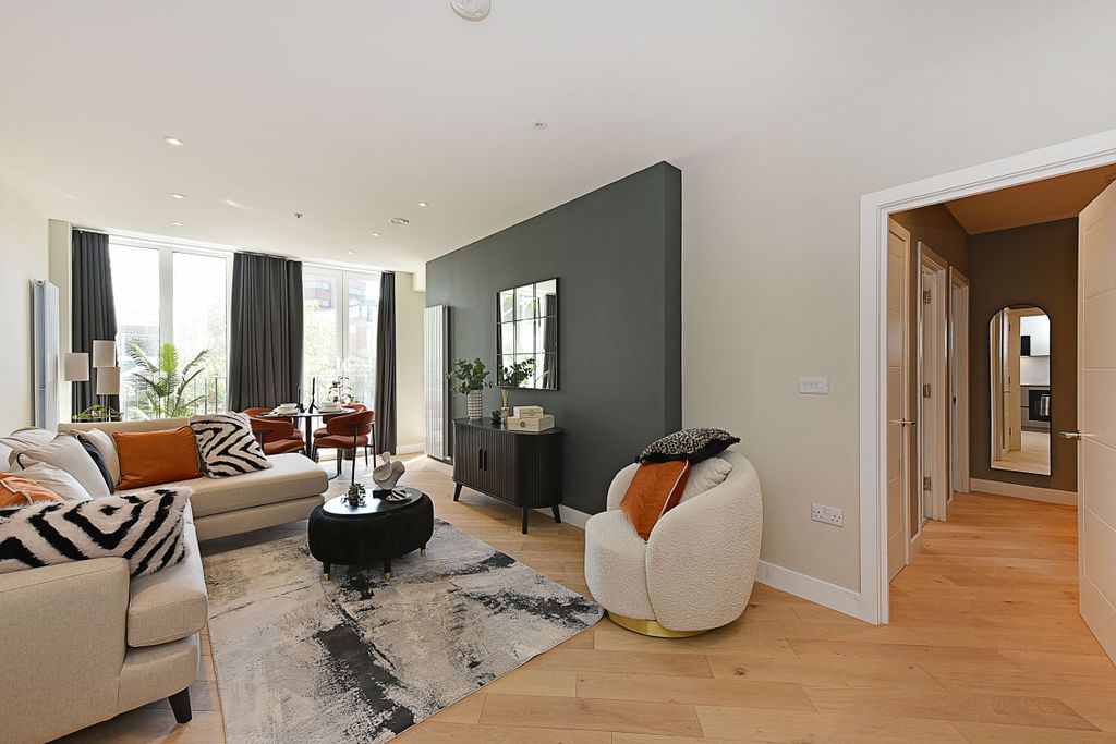 Property photo 1 of 9