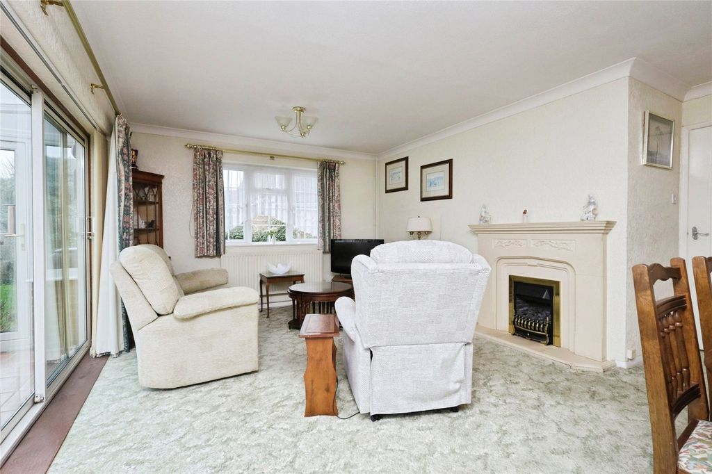 Property photo 2 of 20 Picture No. 18