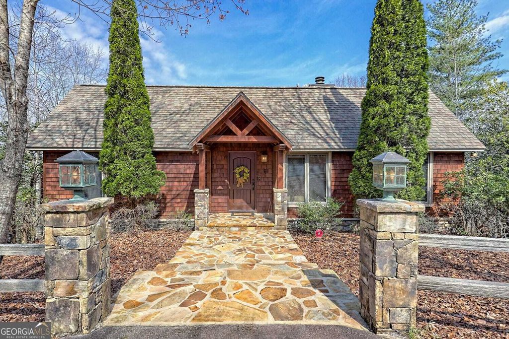 Property photo 1 of 30