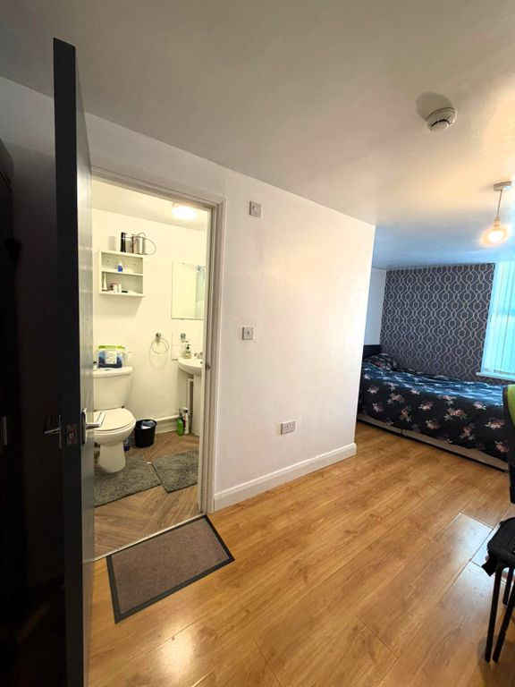 Property photo 2 of 4