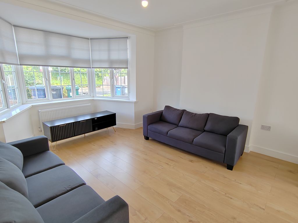 Property photo 2 of 25