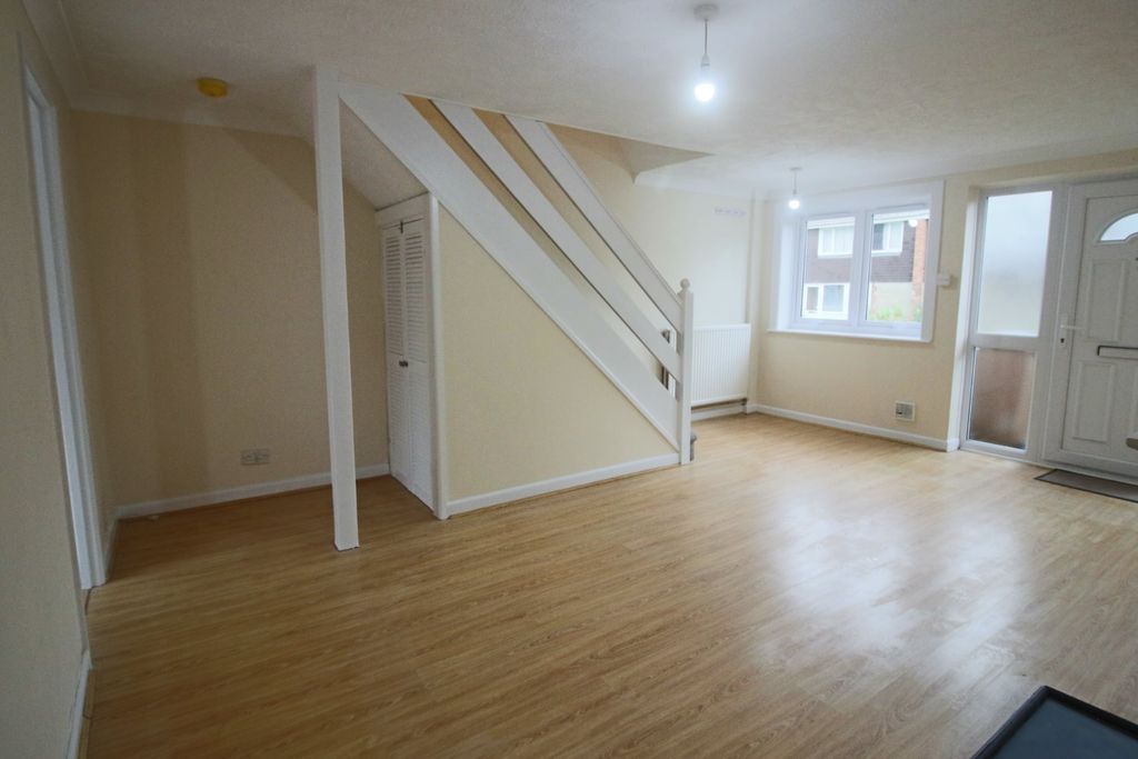 Property photo 3 of 18 Img_3550