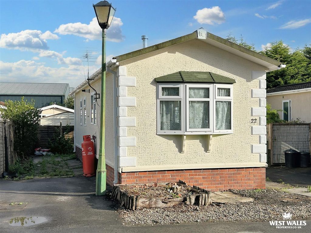Property photo 3 of 17 Img_8801 (1).Jpg