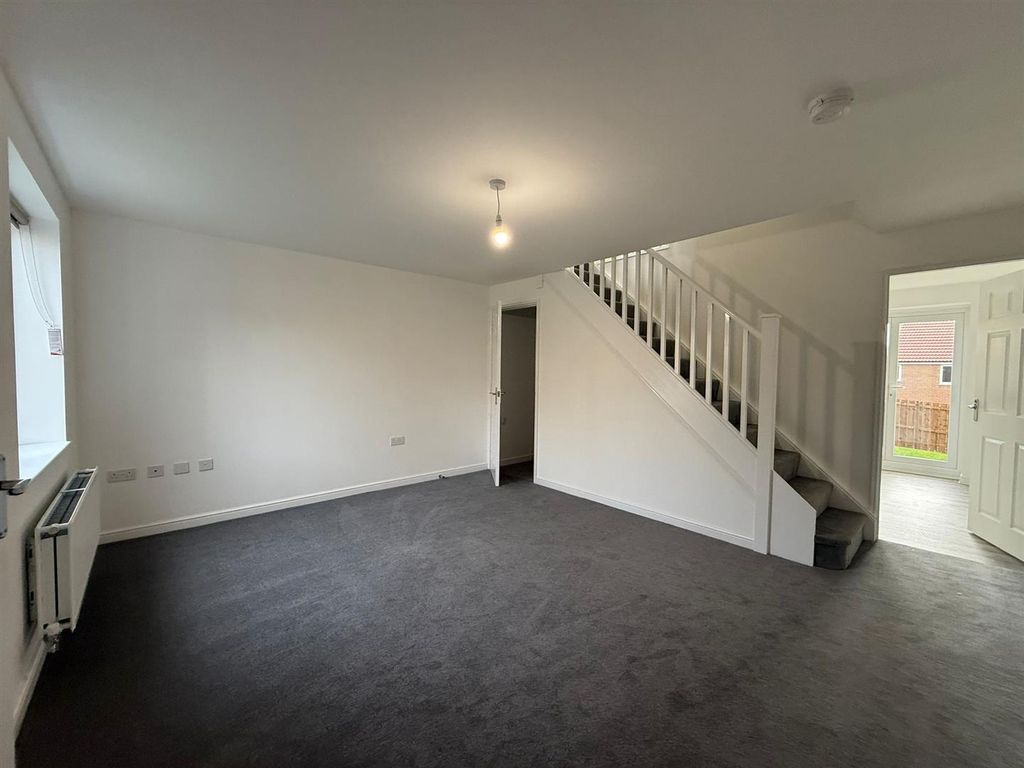 Property photo 2 of 10 701Af647-c61B-4cc4-81B0-cc7d252c0581.Jpg