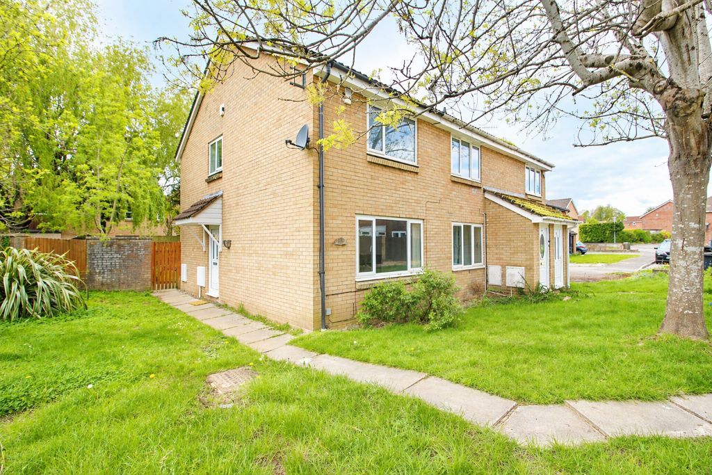 Property photo 1 of 12 Front Aspect