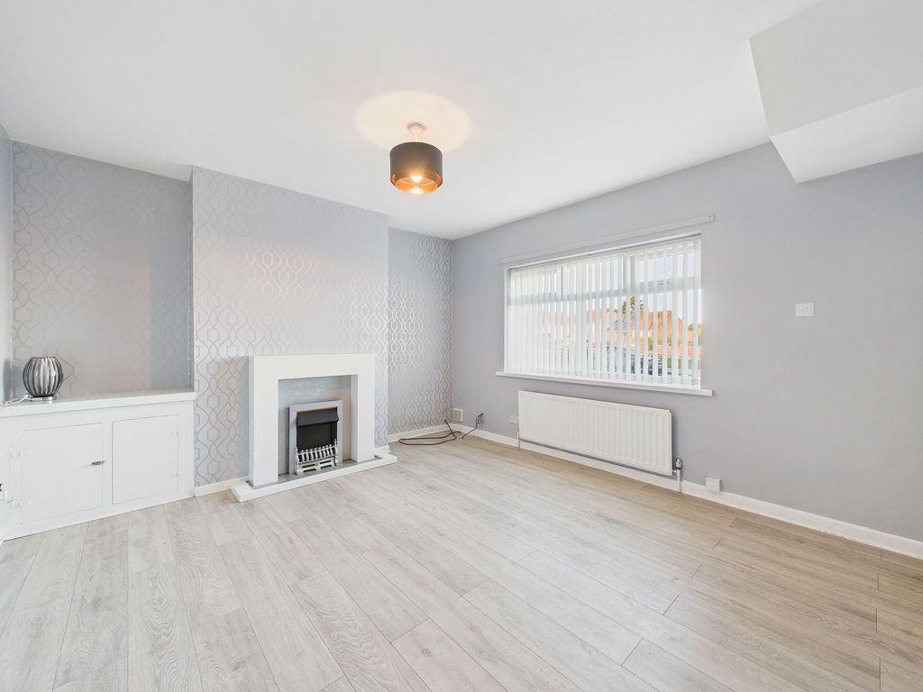 Property photo 2 of 10 Lounge