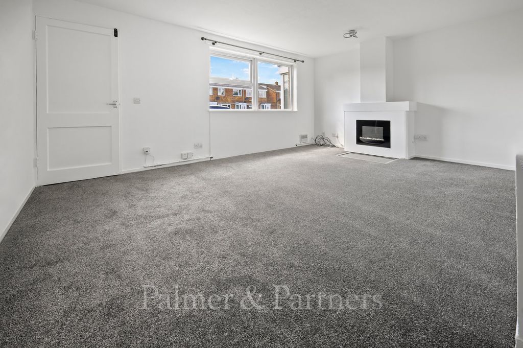 Property photo 3 of 10 Picture No. 09