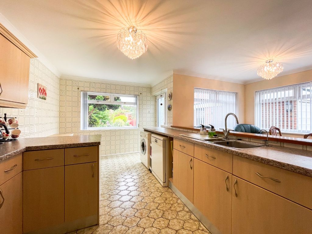 Property photo 3 of 21 4478625
