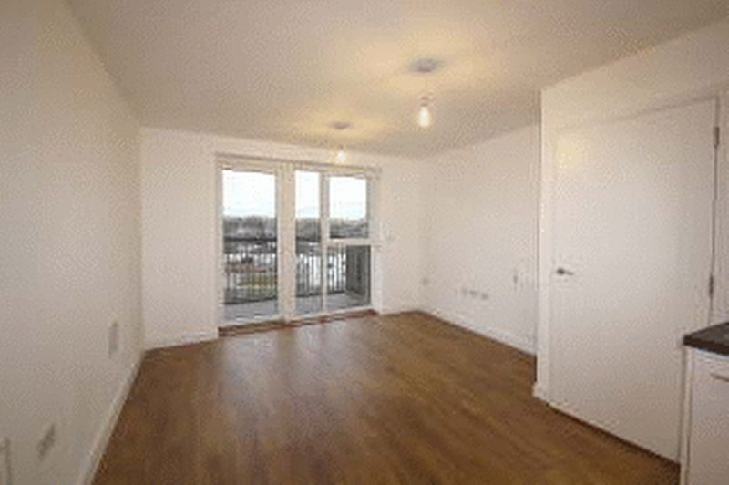 Property photo 3 of 11 Photo 9
