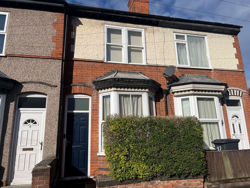 Property photo 1 of 8 13