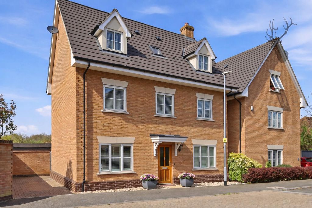 Property photo 1 of 23