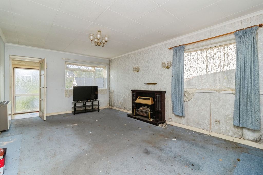 Property photo 2 of 20 Pbox-Img.Jpg