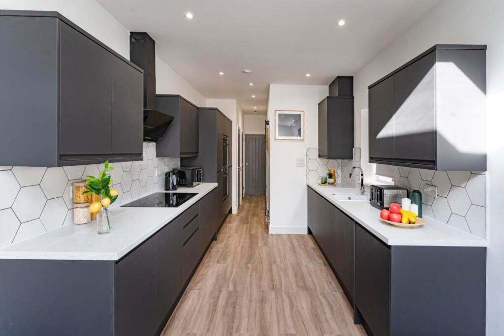 Property photo 3 of 9 Picture No. 08