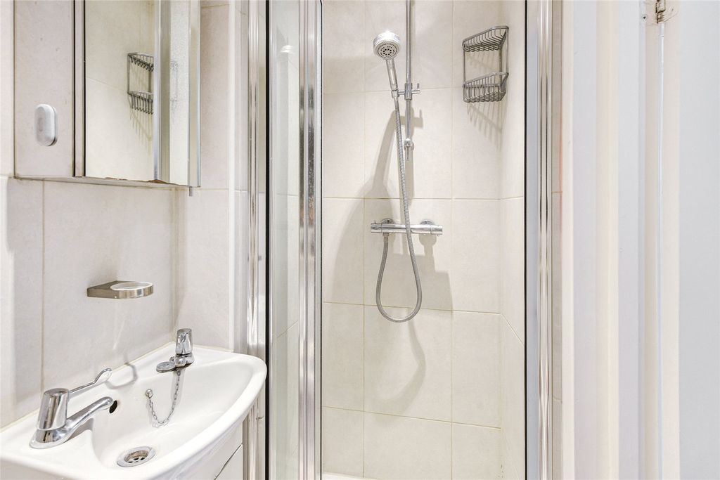 Property photo 3 of 7 Picture No. 01