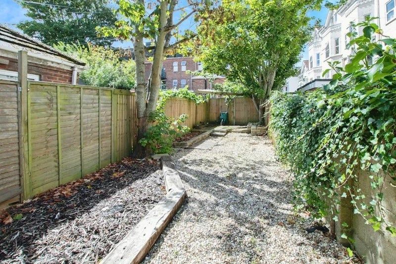 Property photo 3 of 11