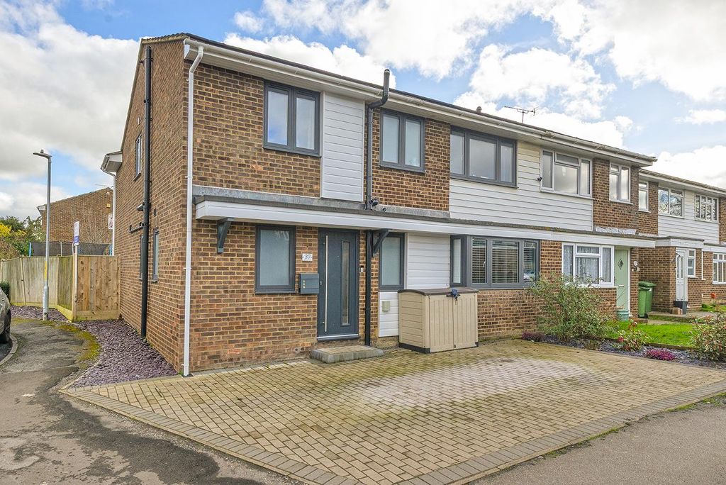 Property photo 2 of 19 37Alliance01.Jpg
